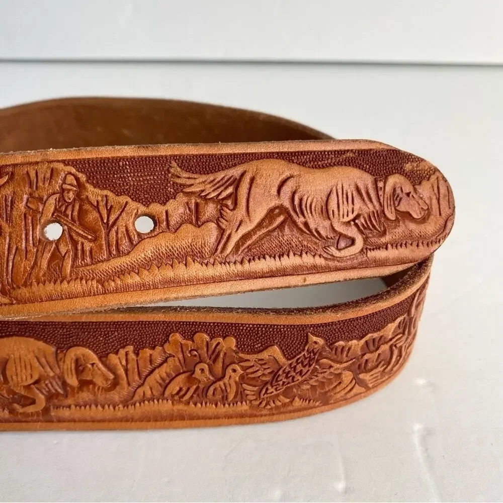 Vintage Tooled Leather Belt Hunting Dog Brown Western ERICA Womens Girls 26‎ XS